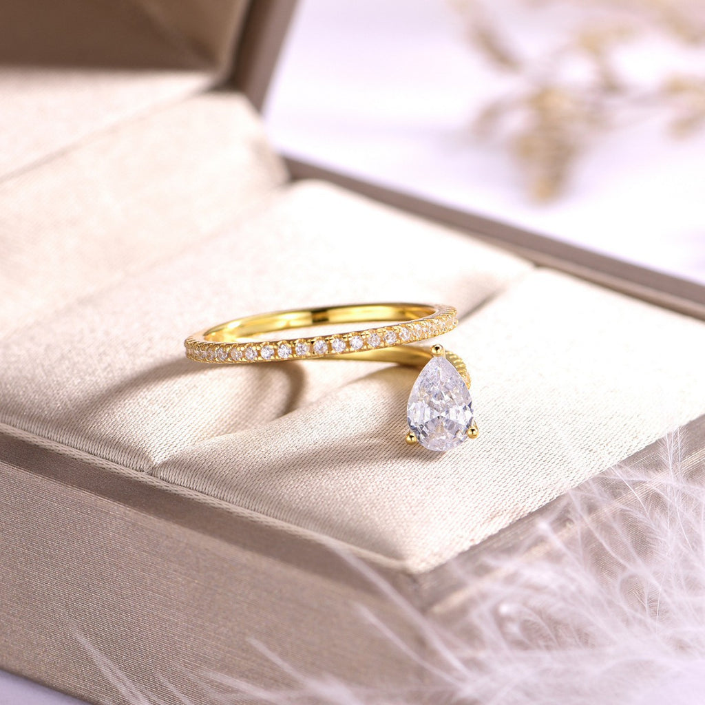 The Celeste Waterdrop Ring