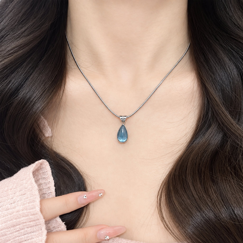 The Raindrop Necklace